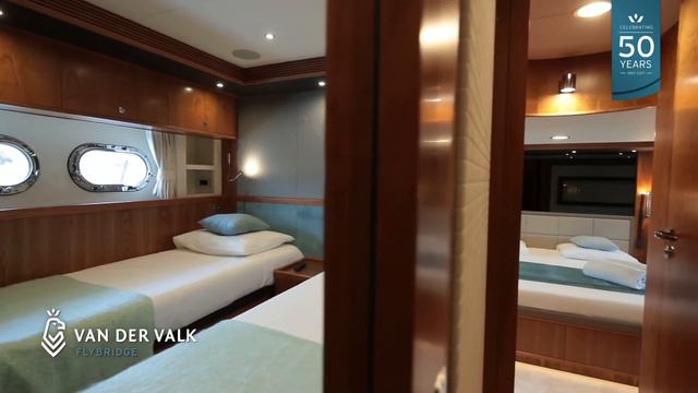 Van Der Valk - Flybridge MY 