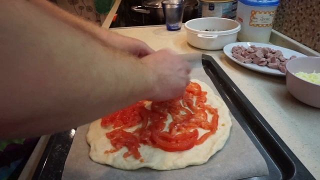 How to cook Pizza with quail eggs - как приготовить пиццу С ПЕРЕПЕЛИНЫМИ ЯЙЦАМИ смотреть онлайн