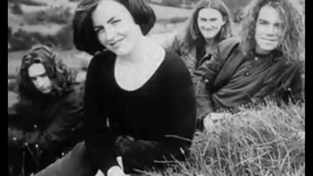 The Cranberries - Go Your Own Way  - Lyrics