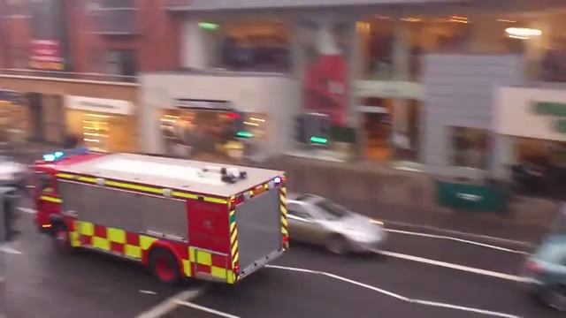 NIFRS / E1204 / MKZ 1647 / Volvo FL 250 / Rescue Tender / Responding смотреть онлайн
