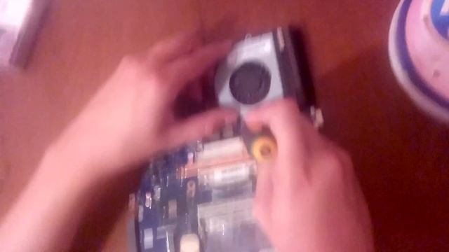 Апгрейд/Прокачка #11. ACER 5733Z (5741/ 5742). Разбор и чистка. смотреть онлайн