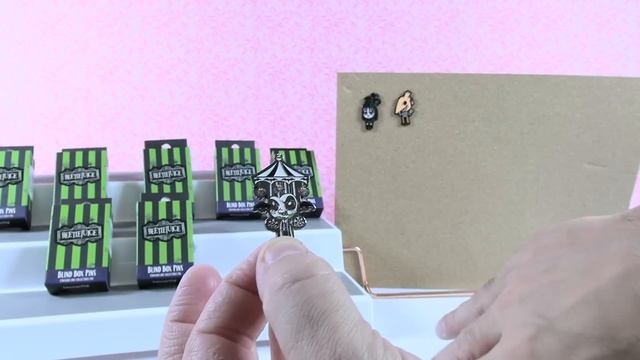 Beetlejuice Blind Box Loungefly Trading Collectible Pins Unboxing | CollectorCorner смотреть онлайн