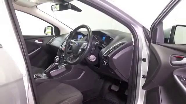 FORD FOCUS ESTATE (2013) 1.6 125 TITANIUM 5DR POWERSHIFT - CE13HZG смотреть онлайн