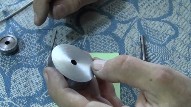 Фиксация лимба на ходовом винте токарного станка Т-65 смотреть онлайн