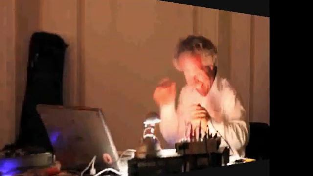 Guido Streisand aka Westerwelle der guten Laune смотреть онлайн