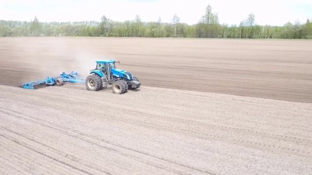 Демонстрация предпосевного культиватора Gigant 10/800 Система Компактор в ООО Росток 14.05.2020 смотреть онлайн