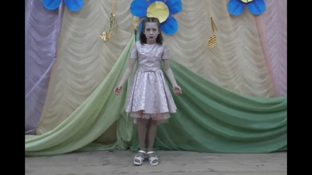 Стихотворение «Мы пугали тётю Раю» Читает Чхитаури Анастасия ДШИ им. С.Н. Кнушевицкого г. Петровска смотреть онлайн