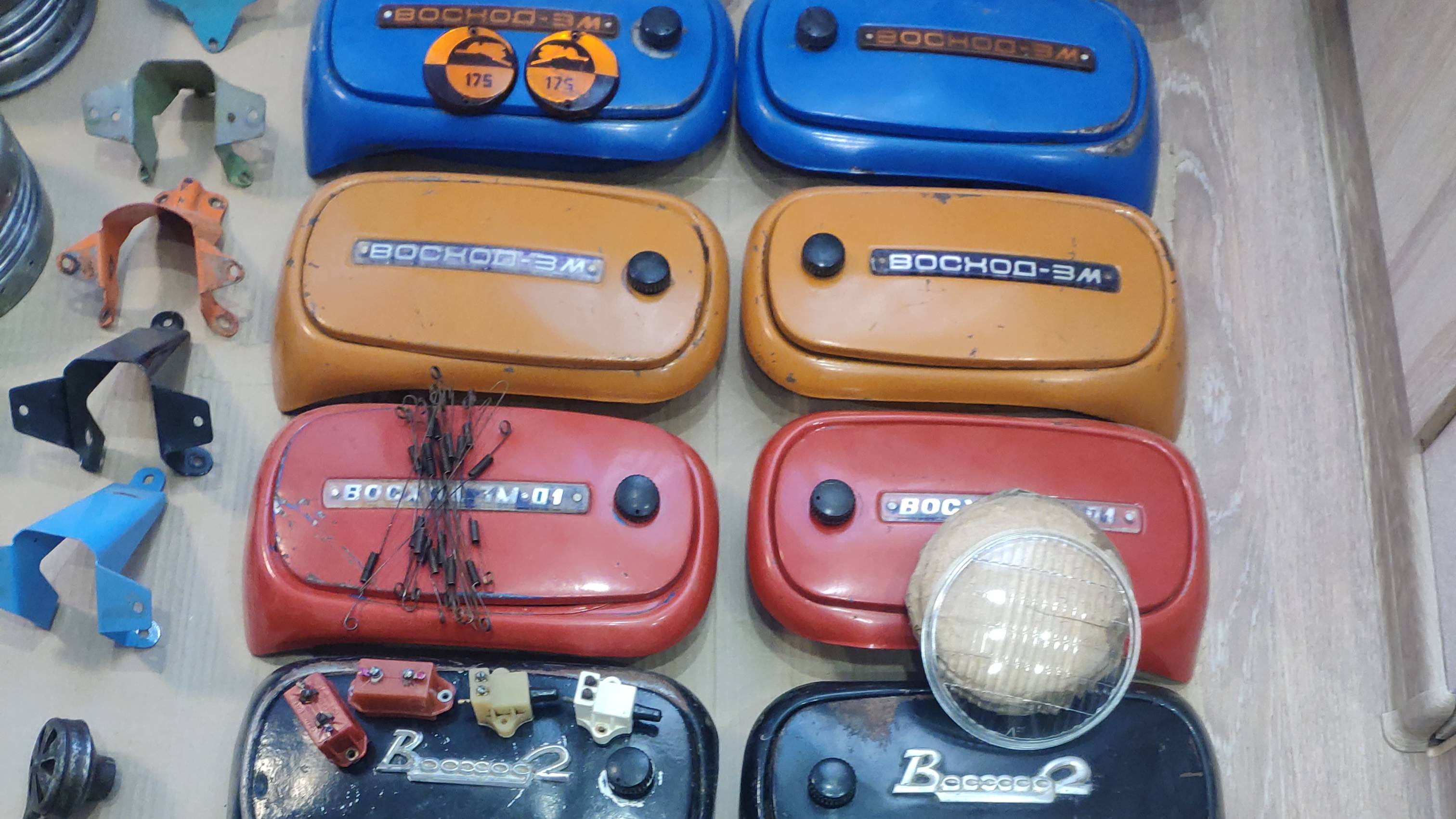 Бардачки для мотоциклов Восход и детали к ним смотреть онлайн