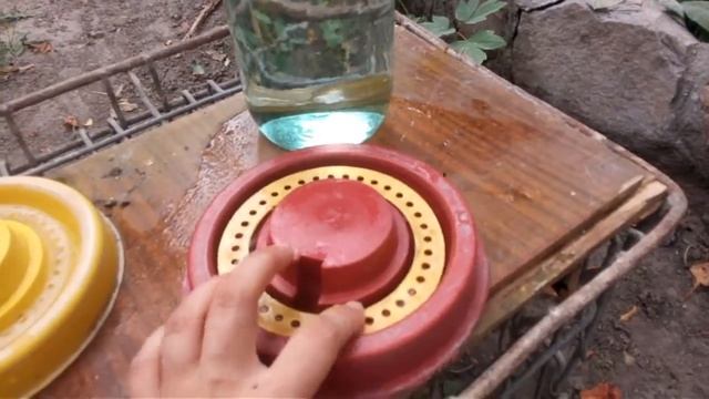 Как напоить суточного перепеленка, самая эффективная поилка смотреть онлайн