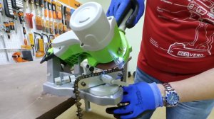 Как заточить цепь бензопилы своим руками на станке RedVerg RD CS100  видео инструкция