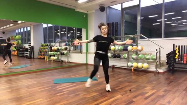 Онлайн-тренировка LOW CORE / 27 марта 2020 / X-Fit смотреть онлайн