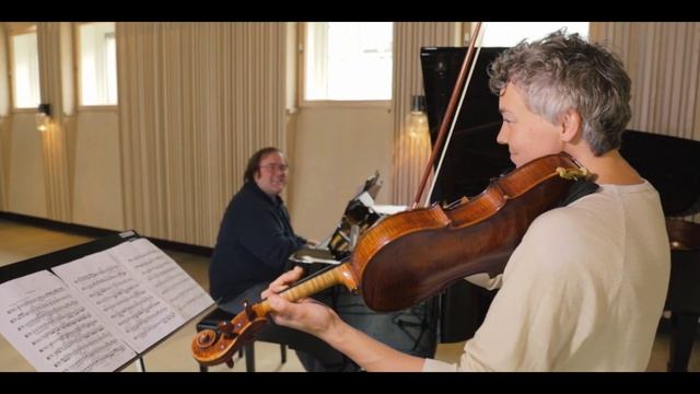 The Strad Calendar 2021: Francesco and Giovanni Grancino viola c.1665 смотреть онлайн