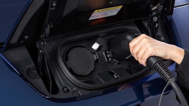 2018 Nissan LEAF - Normal Charge смотреть онлайн