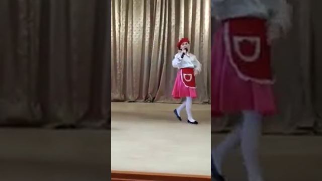 Лапушанская Ольга Сергеевна, муз А.Рыбников, слова Ю.Михайлов "Красная Шапочка" х. Красночервонный смотреть онлайн
