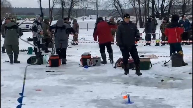 Форель влюбилась в ратлины "Eclipse" ))) Поимки на запуске и досадные сходы! Клевое Место, Юдино смотреть онлайн