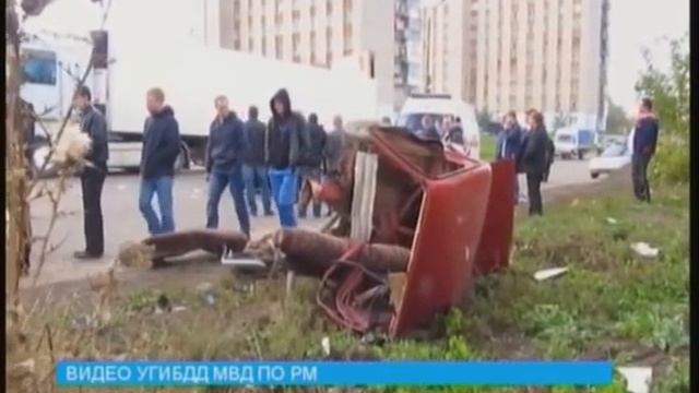«Жигули» разлетелись надвое от столкновения с фурой смотреть онлайн