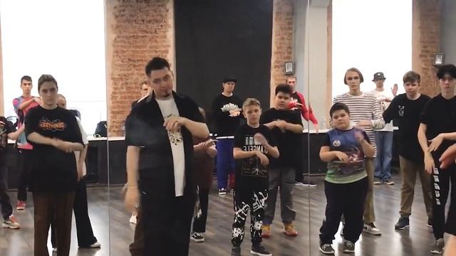 Серовские танцоры посетили мастер класс хореографа мирового уровня! смотреть онлайн