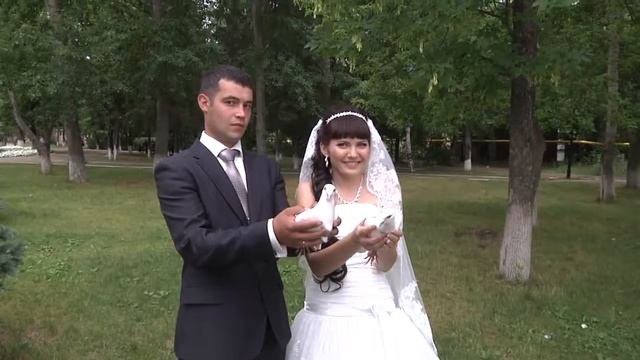 Заказать голубей на свадьбу цена 1700 т.8(915)191-93-00. МСК смотреть онлайн