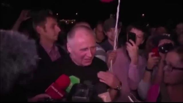 Вокзал, броневик, Статкевич. смотреть онлайн