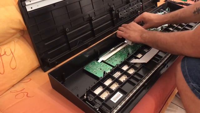 Fazendo Limpeza no Roland Juno Di смотреть онлайн