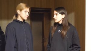 Воры влезли в дом. Катина работа для университета