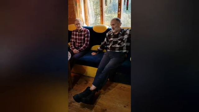 Вылетел в Дубай - смотрите сюжет с Александром Кушелевым - Глобальная волна смотреть онлайн