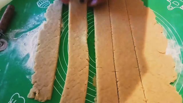 Пирог с ягодами "улитка" (вишня,черешня)? смотреть онлайн