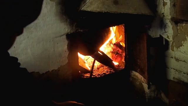 ПРОЧИСТИЛ СОСЕДКЕ ДЫМОХОД ПОКУПКА ЕДЫ ОТ МАМЫ СЫНУ ТУНЕЯДЦУ И МУКБАНГ ДЕРЕВЕНСКИЙ смотреть онлайн