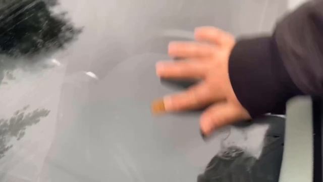 Rub your Windshield with a POTATO and WATCH WHAT HAPPENS ? (Amazing) ? смотреть онлайн