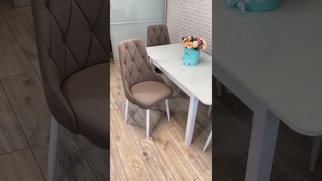 Стол 110(140)*70 стекло и стулья ЛОНДОН капучино смотреть онлайн