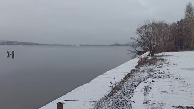 Воронеж. Левый берег. Прогулка рядом с Северным мостом. смотреть онлайн