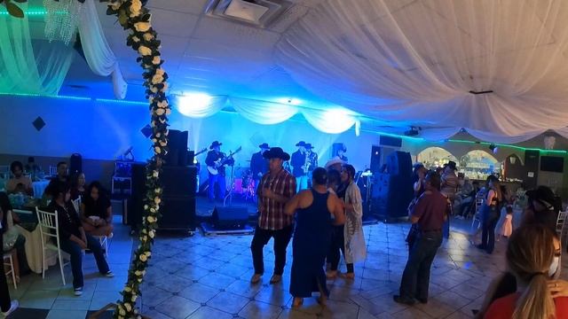 Dj ShosKar Dom & Grupo Cautivos , JBL VRX932Lap , JBL SRX828sp смотреть онлайн