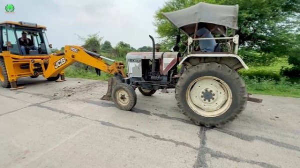 JCB vs JCB vs Tractor | Tochan Mukabla Mahindra 275 Di XP Plus and Eicher 242 JCB 3dx Xpert