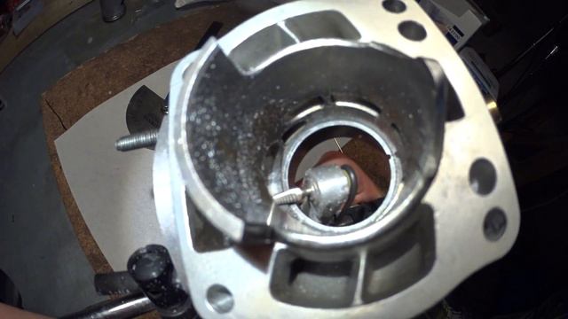 Two Stroke Cylinder Porting Tips #2 | WATCH THIS BEFORE YOU START CUTTING! | 2 Stroke Tuning смотреть онлайн
