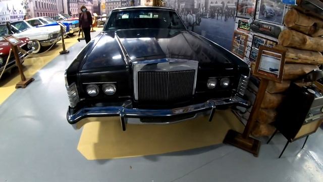 Классические ретро автомобили. Музей в Екатеринбурге смотреть онлайн