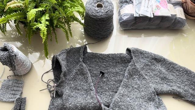 Футболка из полухлопка/ переделки от Пехорки/ Кардиган из мериноса/ нов пряжа и спицы/ вяжу из джут