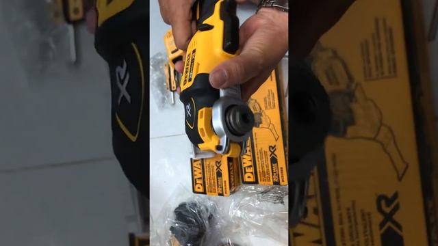 CẮT RUNG DEWALT смотреть онлайн