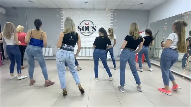 Kizomba lady's style by Natalia Ulanova смотреть онлайн
