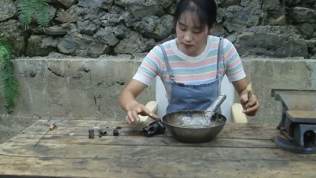 ?The Genius Girl Helped The Villagers Repair The Engine And Harvested Two Big Fish!? | Linguoer