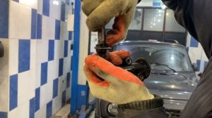 Как прокачать цилиндр выжимного сцепления на Ниве, BRONTO