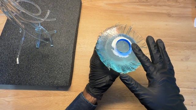 How to Create a Mesmerizing Jellyfish Lamp Using Epoxy Resin смотреть онлайн