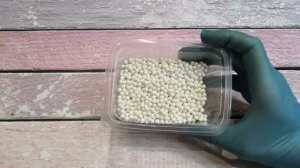 Золотые шоколадные шары. Торт с шарами и шоколадной фигуркой.