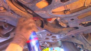 Ускоренная замена нижней опоры двигателя на Шевроле Авео (AVEO) Т300