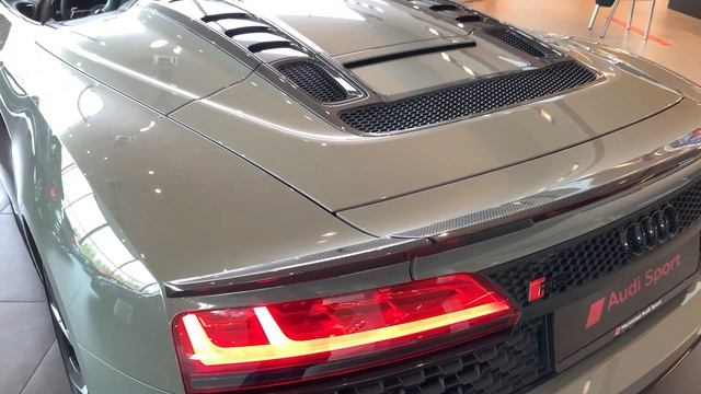Новый Audi R8 2022 смотреть онлайн