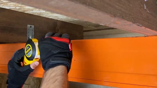 Уровень Drill Assistant с пылесборником STAYER 34987.