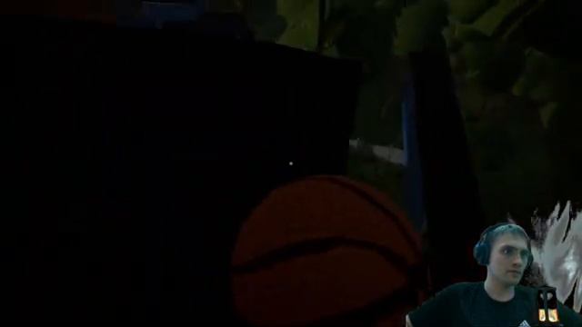 Hello Neighbor привет сосед ищем лом, чтобы дверь сломать. смотреть онлайн