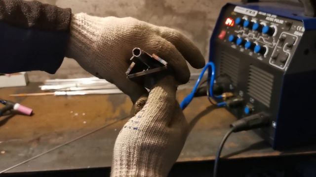 Сварка алюминиевых трубок для кондиционера смотреть онлайн
