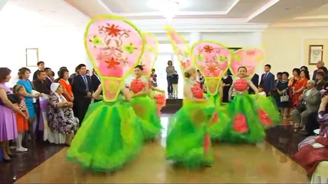 Вывод невесты в Орхидея 8 775 282 62 52 Шоу балет Блеск смотреть онлайн