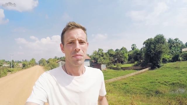 Khmer Kids SAVED Me From CROCODILES! (OMG) ???? | Cambodia Solo Travel | Pursat Travel Vlog (Ep. 11 смотреть онлайн