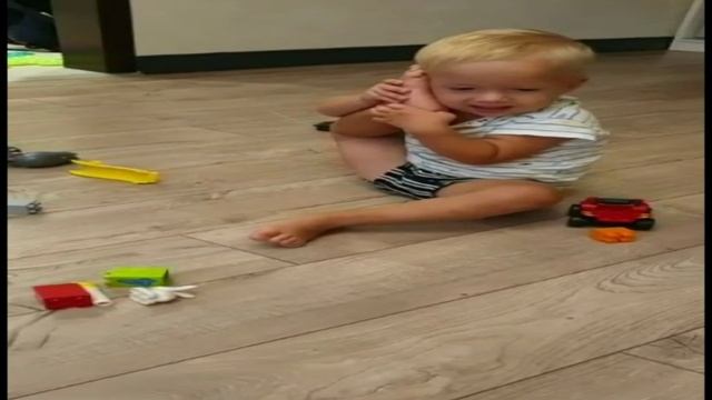 телефон нога.mp4